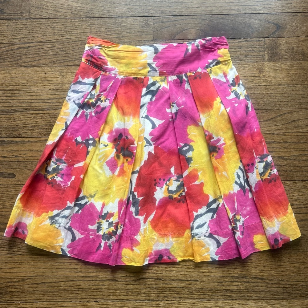 The Limited Vibrant Floral Pleated Skirt